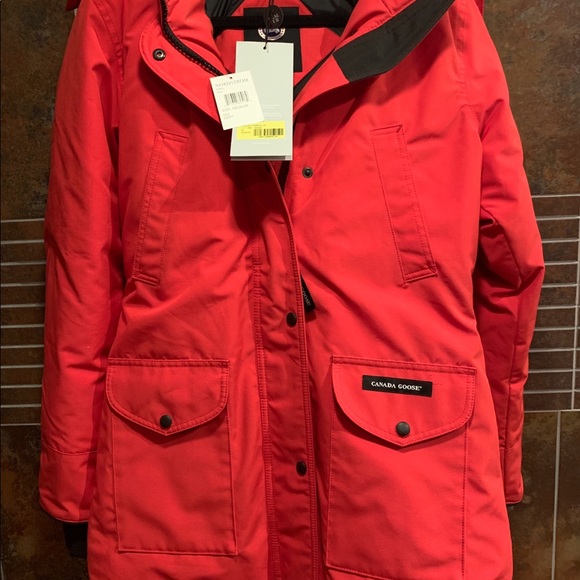 Never Worn Canada Goose Jacket - Picture 3 of 3